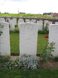 Dochy Farm New British Cemetery - Hallas, William Robert Nathan